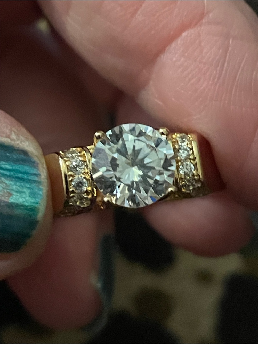 925 sterling Women's Cocktail Ring with Clear Center Stone & side accents sz 9.5